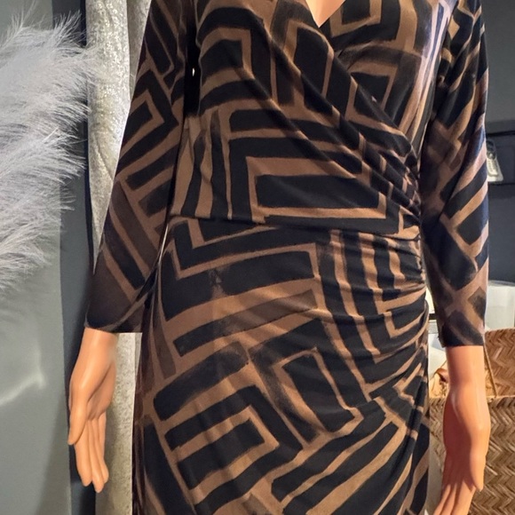 Ralph Lauren Brown and Black Sheath Dress with V-Neck and 3/4 Sleeves - Picture 3 of 10